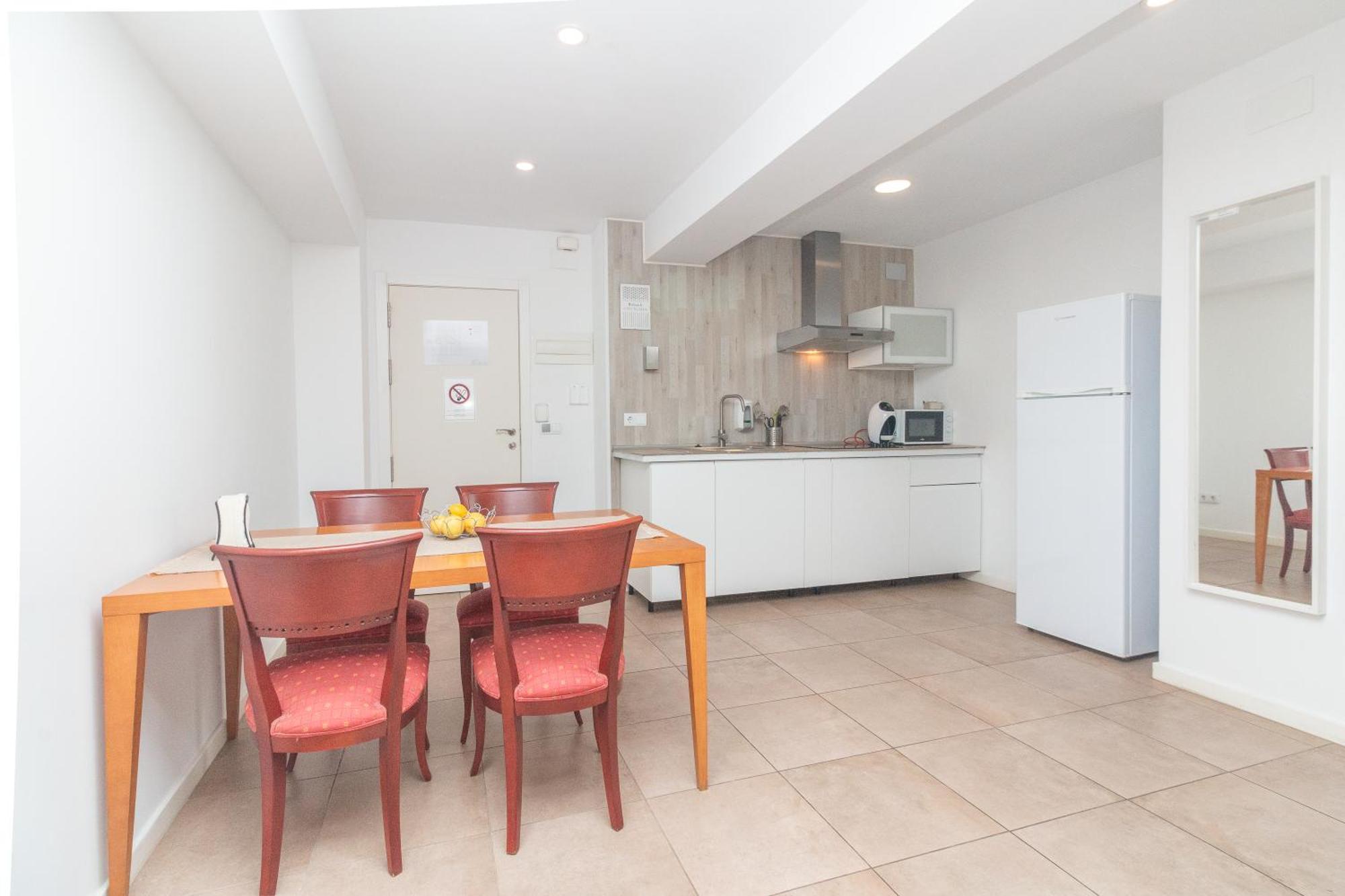 Bet Apartments - Abastos บาเลนเซีย ภายนอก รูปภาพ