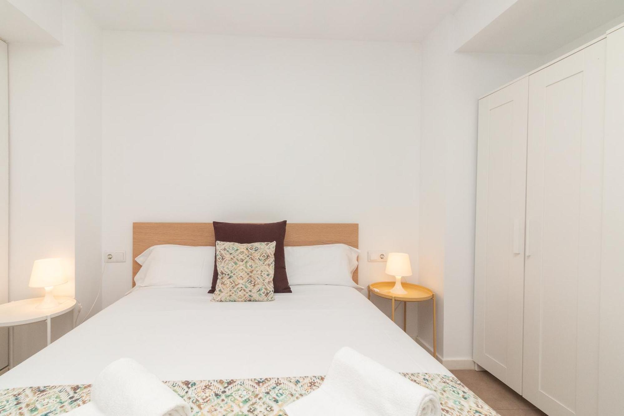 Bet Apartments - Abastos บาเลนเซีย ภายนอก รูปภาพ