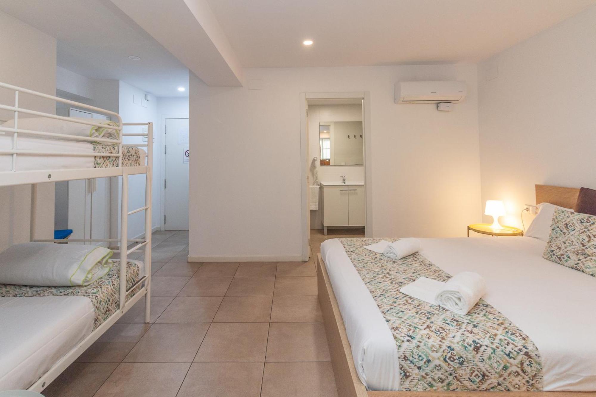 Bet Apartments - Abastos บาเลนเซีย ภายนอก รูปภาพ