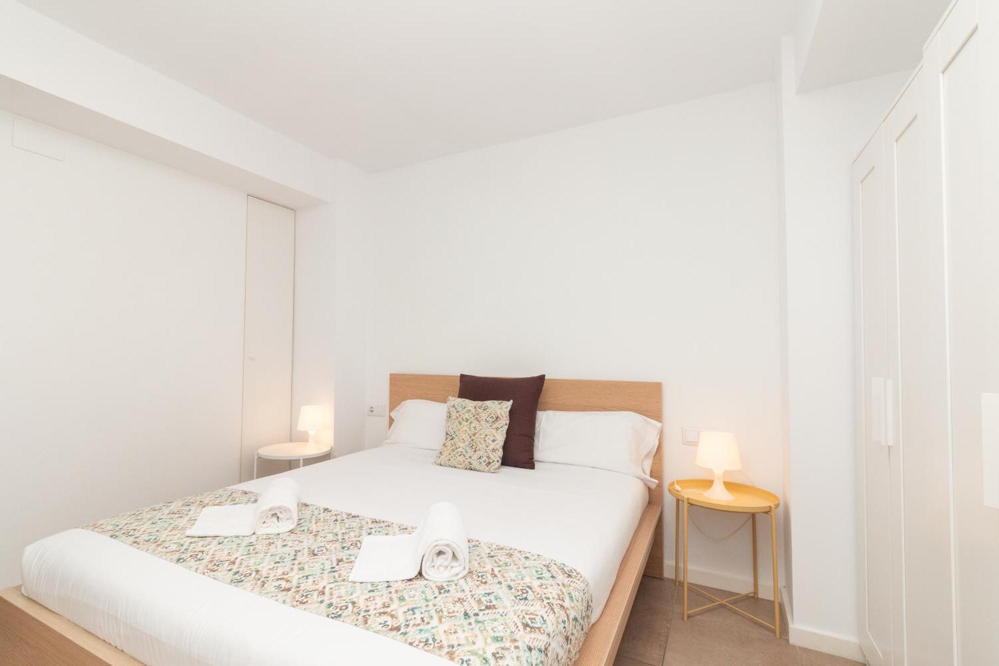 Bet Apartments - Abastos บาเลนเซีย ภายนอก รูปภาพ